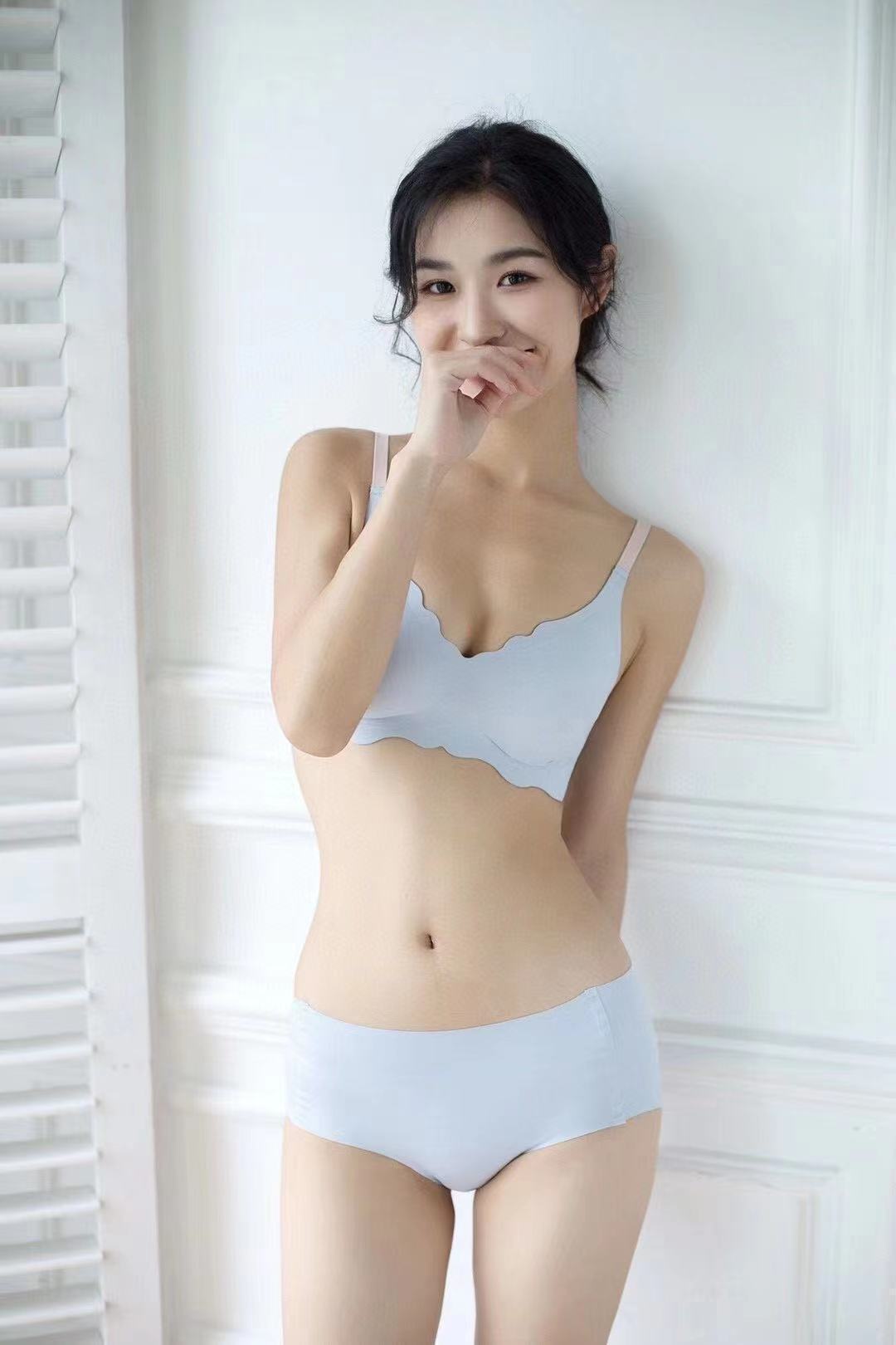 Extra Comfy Seamless Bra
